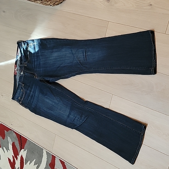 Lucky Sofia Boot Jeans - Picture 2 of 3